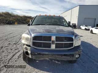2008 Dodge 3500 Laramie z VIN 3D7MX48A28G137083, wystawiony jako Copart lot #75684714 z przebiegiem 268 808 mil mil oraz Szkoda całkowita • Salvage title. Historia ofert i sprzedaży dostępna na DreamBid. Obrazek 5.