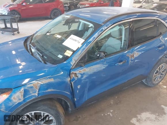 ✅ 2021 Ford Escape SEL • VIN: 1FMCU9H60MUA56545 • Lot: 41668834. Listed on IAAI with 30,013 mi. Free auction sales archive from the USA and detailed vehicle history report at DreamBid. Image 6.