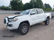 ✅ 2017 Toyota Tacoma TRD Sport • VIN: 5TFAZ5CN1HX052576 • Lot: 43012138. Listed on IAAI with 101,402 mi. Free auction sales archive from the USA and detailed vehicle history report at DreamBid. Image 17.