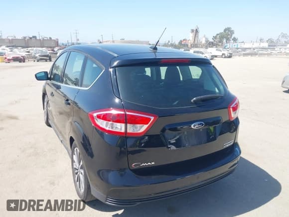 ✅ 2018 Ford C-Max Titanium • VIN: 1FADP5DU6JL103825 • Лот: 42848907. Опубликован ранее на IAAI с пробегом 32 290 миль. Бесплатный доступ к архиву аукционных продаж из США и подробный отчёт об истории автомобиля на DreamBid. Изображение 3.