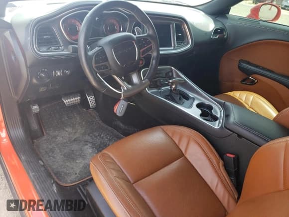 ✅ 2020 Dodge Challenger SRT Hellcat Widebody • VIN: 2C3CDZC99LH209550 • Lot: 68738905. Wystawiony na Copart z przebiegiem 5 350 mil. Bezpłatny archiwum sprzedaży aukcyjnych z USA i szczegółowy raport historii pojazdu na DreamBid. Zdjęcie 8.