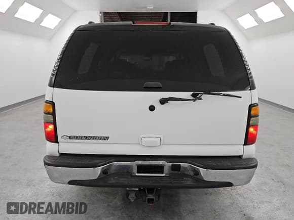 ✅ 2006 Chevrolet Suburban LT • VIN: 1GNFK16Z36J127772 • Лот: 82584884. Опубликован ранее на Copart с пробегом 209 882 миль. Бесплатный доступ к архиву аукционных продаж из США и подробный отчёт об истории автомобиля на DreamBid. Изображение 6.