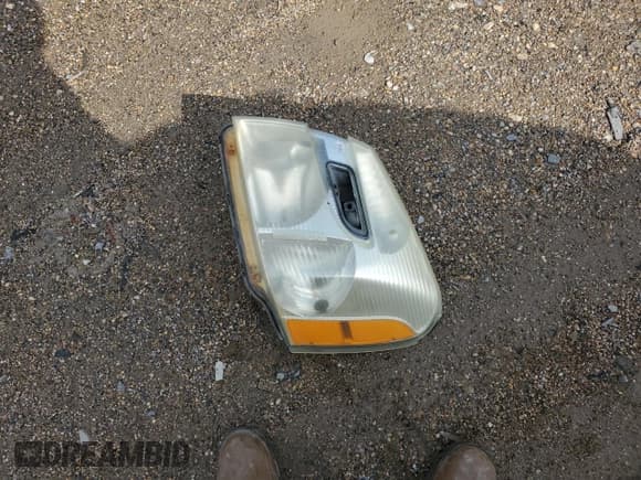 ✅ 2007 Chevrolet Equinox LS • VIN: 2CNDL13F276247189 • Лот: 54533115. Опубликован ранее на Copart с пробегом 137 859 миль. Бесплатный доступ к архиву аукционных продаж из США и подробный отчёт об истории автомобиля на DreamBid. Изображение 13.