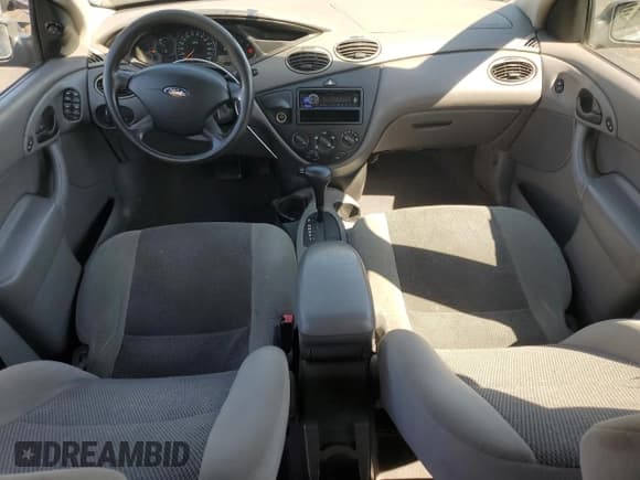 ✅ 2003 Ford Focus • VIN: 1FAHP36Z93W237843 • Lot: 82134115. Listed on Copart with 133,067 mi. Free auction sales archive from the USA and detailed vehicle history report at DreamBid. Image 8.