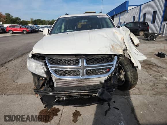 2011 Dodge Journey Mainstreet с VIN 3D4PG1FG0BT562171, выставлен на аукционе Copart как лот 80745355 с пробегом Не указан миль и Списание • Salvage title. История ставок и продаж доступна на DreamBid. Изображение 5.
