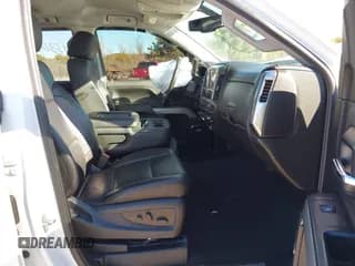 ✅ 2014 Chevrolet Silverado 1500 LTZ • VIN: 1GCVKSEC6EZ253146 • Lot: 43368232. Wystawiony na IAAI z przebiegiem 136 880 mil. Bezpłatny archiwum sprzedaży aukcyjnych z USA i szczegółowy raport historii pojazdu na DreamBid. Zdjęcie 5.