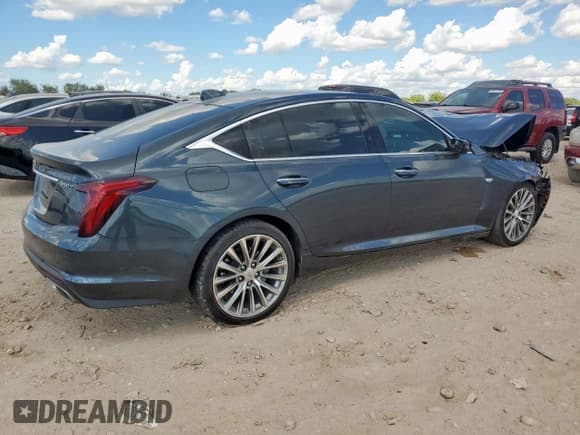 ✅ 2022 Cadillac CT5 Premium Luxury • VIN: 1G6DN5RK5N0135926 • Лот: 81553455. Опубликован ранее на Copart с пробегом 32 541 миль. Бесплатный доступ к архиву аукционных продаж из США и подробный отчёт об истории автомобиля на DreamBid. Изображение 3.