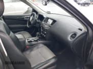 ✅ 2020 Nissan Pathfinder SL • VIN: 5N1DR2CMXLC619981 • Lot: 43414328. Wystawiony na IAAI z przebiegiem 74 637 mil. Bezpłatny archiwum sprzedaży aukcyjnych z USA i szczegółowy raport historii pojazdu na DreamBid. Zdjęcie 5.