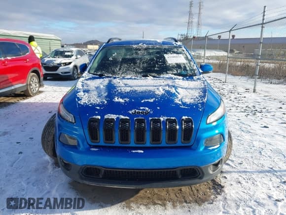 ✅ 2018 Jeep Cherokee Limited • VIN: 1C4PJMDB9JD555084 • Лот: 43908850. Опубликован ранее на IAAI с пробегом 85 682 миль. Бесплатный доступ к архиву аукционных продаж из США и подробный отчёт об истории автомобиля на DreamBid. Изображение 12.