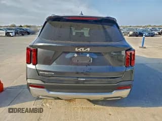 ✅ 2024 Kia Sorento S • VIN: 5XYRL4JC7RG286385 • Лот: 93316325. Опубликован ранее на Copart с пробегом 41 940 миль. Бесплатный доступ к архиву аукционных продаж из США и подробный отчёт об истории автомобиля на DreamBid. Изображение 6.