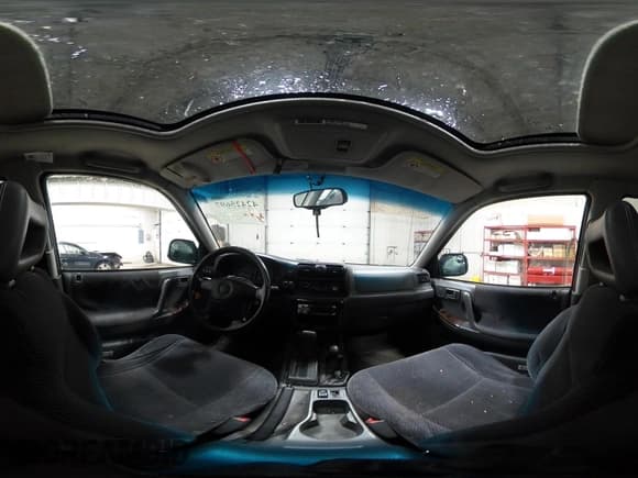 ✅ 1998 Honda Passport LX • VIN: 4S6CM58W9W4419797 • Lot: 42425697. Listed on IAAI with 158,562 mi. Free auction sales archive from the USA and detailed vehicle history report at DreamBid. Image 18.