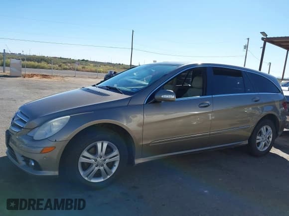 ✅ 2008 Mercedes-Benz R 3.0L • VIN: 4JGCB22E48A074082 • Lot: 43523705. Listed on IAAI with 133,260 mi. Free auction sales archive from the USA and detailed vehicle history report at DreamBid. Image 14.