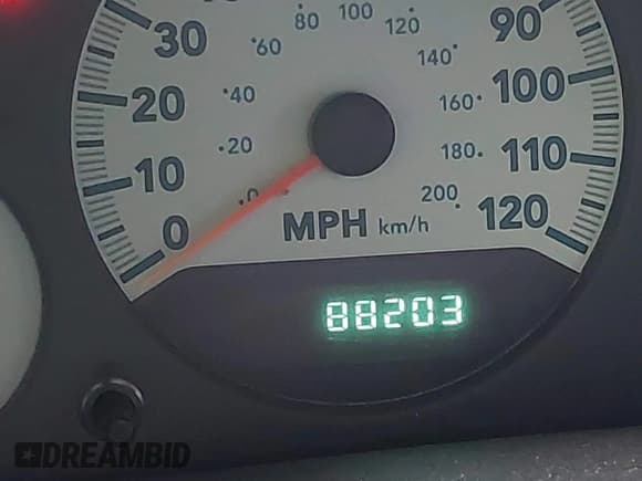 ✅ 2005 Dodge Caravan SXT • VIN: 2D4GP44L85R596402 • Lot: 43877457. Wystawiony na IAAI z przebiegiem 88 203 mil. Bezpłatny archiwum sprzedaży aukcyjnych z USA i szczegółowy raport historii pojazdu na DreamBid. Zdjęcie 7.