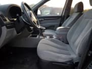 ✅ 2009 Hyundai Santa Fe GLS • VIN: 5NMSG73D79H297762 • Lot: 78078204. Listed on Copart with 172,841 mi. Free auction sales archive from the USA and detailed vehicle history report at DreamBid. Image 7.