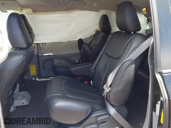 ✅ 2014 Toyota Sienna SE • VIN: 5TDXK3DC4ES429371 • Lot: 42832556. Listed on IAAI with 51,702 mi. Free auction sales archive from the USA and detailed vehicle history report at DreamBid. Image 8.