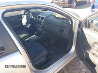 ✅ 2010 Dodge Avenger SXT • VIN: 1B3CC4FB8AN140579 • Lot: 40842767. Wystawiony na IAAI z przebiegiem 158 392 mil. Bezpłatny archiwum sprzedaży aukcyjnych z USA i szczegółowy raport historii pojazdu na DreamBid. Zdjęcie 5.