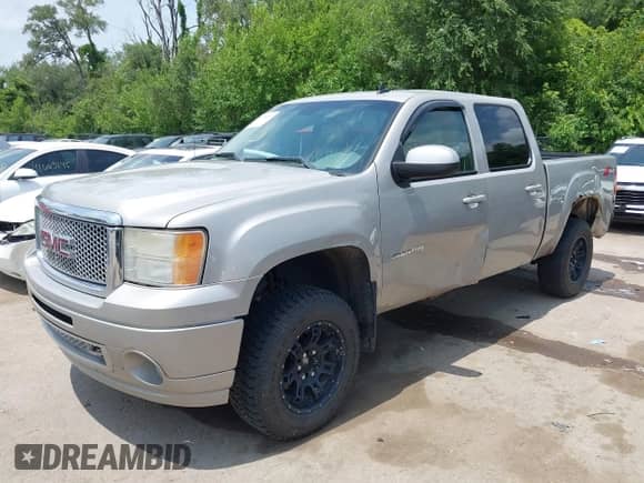 ✅ 2008 GMC Sierra 1500 SLT • VIN: 3GTEK13J18G217512 • Lot: 42668985. Listed on IAAI with 258,854 mi. Free auction sales archive from the USA and detailed vehicle history report at DreamBid. Image 19.