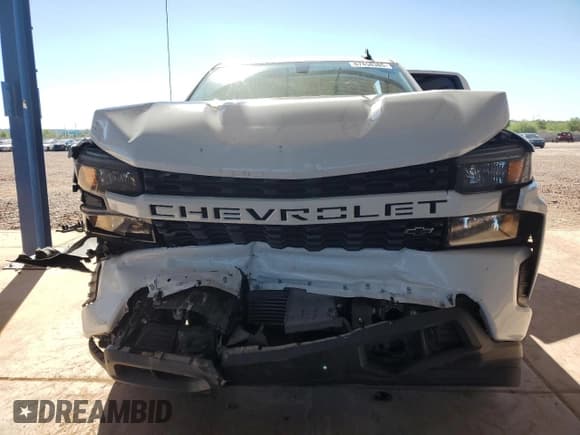 ✅ 2021 Chevrolet Silverado 1500 Custom • VIN: 3GCPWBEKXMG330555 • Lot: 87458385. Wystawiony na Copart z przebiegiem 63 863 mil. Bezpłatny archiwum sprzedaży aukcyjnych z USA i szczegółowy raport historii pojazdu na DreamBid. Zdjęcie 5.