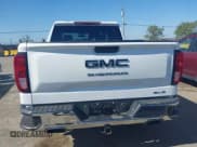 ✅ 2020 GMC Sierra 1500 SLE • VIN: 3GTU9BED8LG362818 • Лот: 42128450. Опубликован ранее на IAAI с пробегом 80 468 миль. Бесплатный доступ к архиву аукционных продаж из США и подробный отчёт об истории автомобиля на DreamBid. Изображение 17.