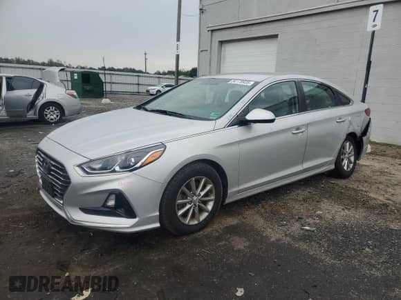 2019 Hyundai Sonata SE с VIN 5NPE24AF7KH779705, выставлен на аукционе Copart как лот 84178935 с пробегом 78 354 миль миль и Списание • Salvage title. История ставок и продаж доступна на DreamBid. Изображение 1.