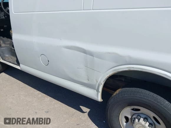 ✅ 2008 Chevrolet Express Cargo • VIN: 1GCGG25C381118736 • Лот: 42826757. Опубликован ранее на IAAI с пробегом 409 549 миль. Бесплатный доступ к архиву аукционных продаж из США и подробный отчёт об истории автомобиля на DreamBid. Изображение 12.