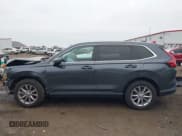 ✅ 2025 Honda CR-V EX • VIN: 2HKRS4H4XSH418278 • Lot: 43599147. Wystawiony na IAAI z przebiegiem 17 614 mil. Bezpłatny archiwum sprzedaży aukcyjnych z USA i szczegółowy raport historii pojazdu na DreamBid. Zdjęcie 15.