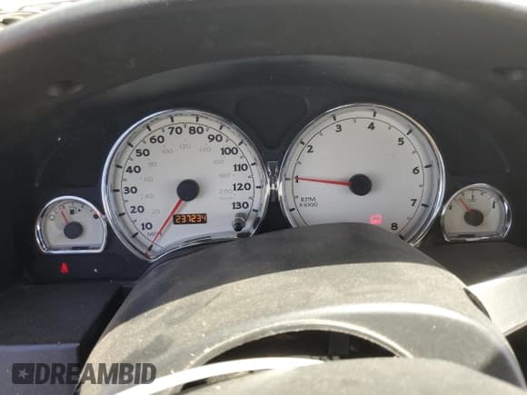 ✅ 2007 Saturn VUE I4 • VIN: 5GZCZ33D77S816171 • Lot: 72236754. Wystawiony na Copart z przebiegiem 237 234 mil. Bezpłatny archiwum sprzedaży aukcyjnych z USA i szczegółowy raport historii pojazdu na DreamBid. Zdjęcie 9.