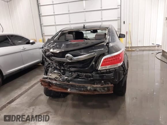 ✅ 2012 Buick LaCrosse Leather • VIN: 1G4GC5ERXCF274880 • Лот: 42570186. Опубликован ранее на IAAI с пробегом 180 141 миль. Бесплатный доступ к архиву аукционных продаж из США и подробный отчёт об истории автомобиля на DreamBid. Изображение 17.