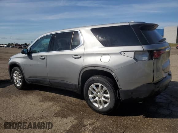 ✅ 2023 Chevrolet Traverse LS • VIN: 1GNERFKW8PJ228825 • Lot: 64940555. Wystawiony na Copart z przebiegiem 46 184 mil. Bezpłatny archiwum sprzedaży aukcyjnych z USA i szczegółowy raport historii pojazdu na DreamBid. Zdjęcie 2.