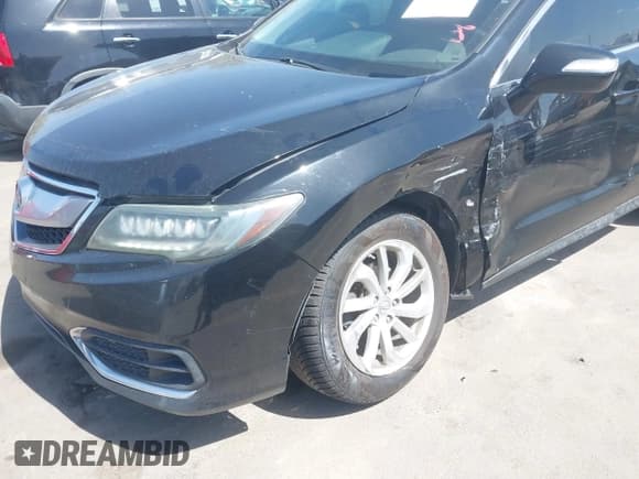 ✅ 2017 Acura RDX Technology • VIN: 5J8TB3H56HL014036 • Lot: 41980079. Wystawiony na IAAI z przebiegiem 124 683 mil. Bezpłatny archiwum sprzedaży aukcyjnych z USA i szczegółowy raport historii pojazdu na DreamBid. Zdjęcie 6.