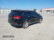 ✅ 2017 Kia Sorento LX • VIN: 5XYPG4A59HG188969 • Lot: 43617551. Listed on IAAI with 124,571 mi. Free auction sales archive from the USA and detailed vehicle history report at DreamBid. Image 4.