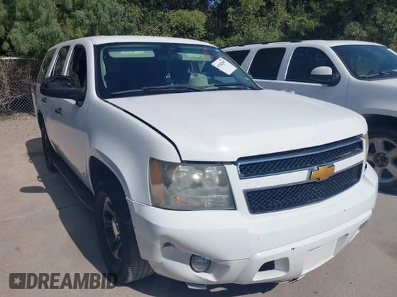 ✅ 2014 Chevrolet Tahoe Commercial • VIN: 1GNLC2E09ER192179 • Lot: 43382967. Wystawiony na IAAI z przebiegiem 147 160 mil. Bezpłatny archiwum sprzedaży aukcyjnych z USA i szczegółowy raport historii pojazdu na DreamBid. Zdjęcie 1.