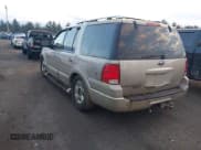 ✅ 2005 Ford Expedition Limited • VIN: 1FMFU20525LA94373 • Lot: 43796073. Wystawiony na IAAI z przebiegiem 140 660 mil. Bezpłatny archiwum sprzedaży aukcyjnych z USA i szczegółowy raport historii pojazdu na DreamBid. Zdjęcie 3.
