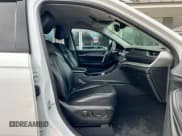 ✅ 2023 Jeep Grand Cherokee Limited • VIN: 1C4RJKBG2P8744267 • Lot: 92352895. Listed on Copart with 89,672 mi. Free auction sales archive from the USA and detailed vehicle history report at DreamBid. Image 5.