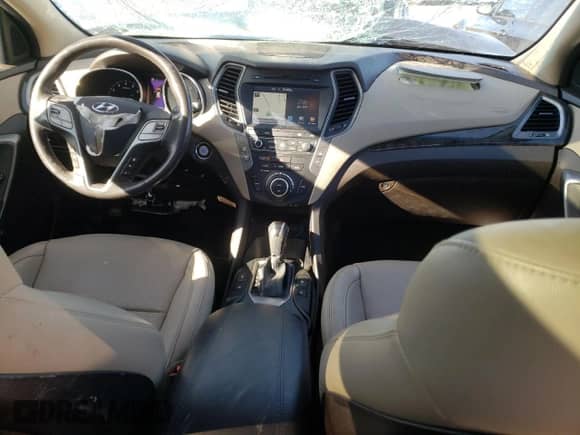 ✅ 2017 Hyundai Santa Fe 2.4L • VIN: 5XYZU3LB3HG495603 • Lot: 72451942. Wystawiony na Copart z przebiegiem 68 949 mil. Bezpłatny archiwum sprzedaży aukcyjnych z USA i szczegółowy raport historii pojazdu na DreamBid. Zdjęcie 8.