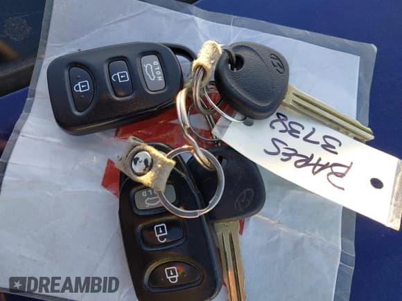 ✅ 2013 Hyundai Elantra GLS • VIN: 5NPDH4AE0DH399562 • Lot: 43636967. Listed on IAAI with 95,924 mi. Free auction sales archive from the USA and detailed vehicle history report at DreamBid. Image 11.