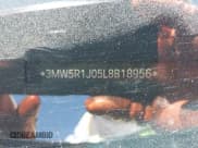 ✅ 2020 BMW 3 Series 330i • VIN: 3MW5R1J05L8B18956 • Лот: 43548912. Опубликован ранее на IAAI с пробегом Не указан. Бесплатный доступ к архиву аукционных продаж из США и подробный отчёт об истории автомобиля на DreamBid. Изображение 9.