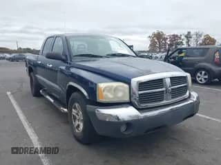 2005 Dodge Dakota SLT с VIN 1D7HW48N75S228121, выставлен на аукционе IAAI как лот 43550210 с пробегом 185 000 миль миль и . История ставок и продаж доступна на DreamBid. Изображение 1.