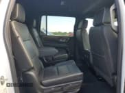 ✅ 2023 Chevrolet Suburban Premier • VIN: 1GNSCFKD7PR462118 • Lot: 81268045. Wystawiony na Copart z przebiegiem 62 560 mil. Bezpłatny archiwum sprzedaży aukcyjnych z USA i szczegółowy raport historii pojazdu na DreamBid. Zdjęcie 11.