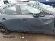 ✅ 2023 Mazda 3 S Carbon Edition • VIN: 3MZBPBCM4PM360102 • Лот: 42470237. Опубликован ранее на IAAI с пробегом Не указан. Бесплатный доступ к архиву аукционных продаж из США и подробный отчёт об истории автомобиля на DreamBid. Изображение 13.