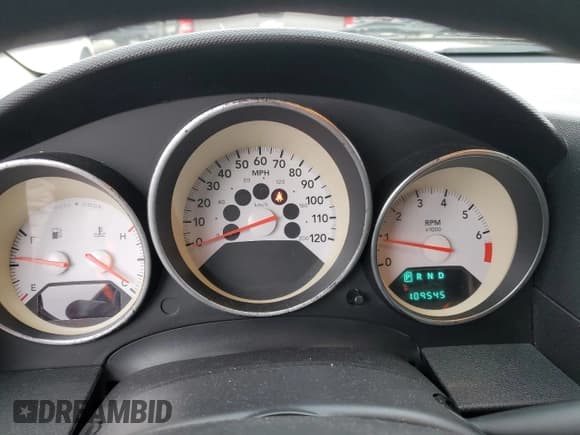 ✅ 2008 Dodge Caliber SXT • VIN: 1B3HB48B88D507406 • Лот: 81544924. Опубликован ранее на Copart с пробегом 109 545 миль. Бесплатный доступ к архиву аукционных продаж из США и подробный отчёт об истории автомобиля на DreamBid. Изображение 9.