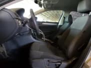 ✅ 2013 Volkswagen Passat S • VIN: 1VWAP7A30DC002527 • Lot: 61375465. Wystawiony na Copart z przebiegiem 216 139 mil. Bezpłatny archiwum sprzedaży aukcyjnych z USA i szczegółowy raport historii pojazdu na DreamBid. Zdjęcie 7.