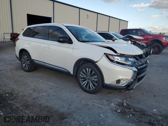 ✅ 2020 Mitsubishi Outlander ES • VIN: JA4AD2A33LZ033775 • Lot: 89507755. Listed on Copart with 109,154 mi. Free auction sales archive from the USA and detailed vehicle history report at DreamBid. Image 4.