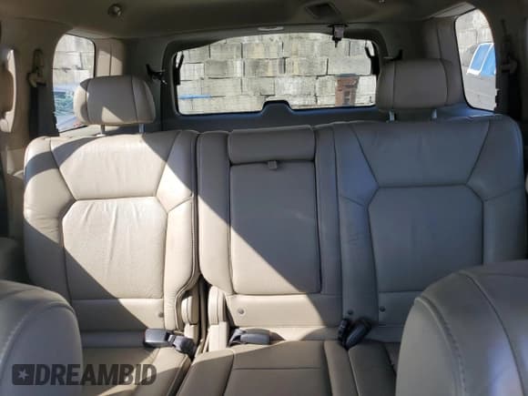 ✅ 2011 Honda Pilot EX-L • VIN: 5FNYF4H57BB087828 • Lot: 89572795. Listed on Copart with 133,915 mi. Free auction sales archive from the USA and detailed vehicle history report at DreamBid. Image 10.