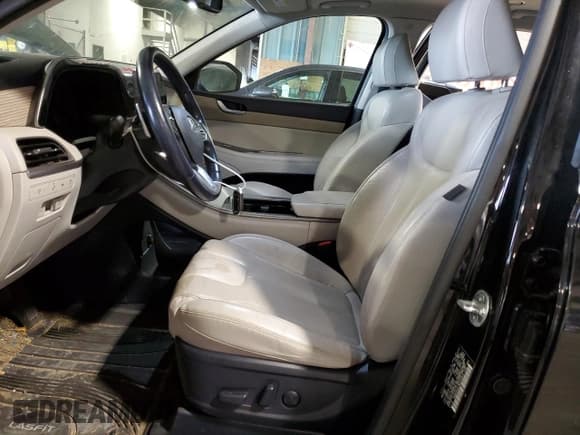 ✅ 2021 Hyundai Palisade SEL • VIN: KM8R4DHE7MU204601 • Lot: 86468465. Wystawiony na Copart z przebiegiem 96 802 mil. Bezpłatny archiwum sprzedaży aukcyjnych z USA i szczegółowy raport historii pojazdu na DreamBid. Zdjęcie 7.