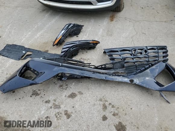 ✅ 2022 Hyundai Tucson SEL Convenience • VIN: KM8JFCA12NU062622 • Lot: 60564444. Wystawiony na Copart z przebiegiem 21 596 mil. Bezpłatny archiwum sprzedaży aukcyjnych z USA i szczegółowy raport historii pojazdu na DreamBid. Zdjęcie 13.