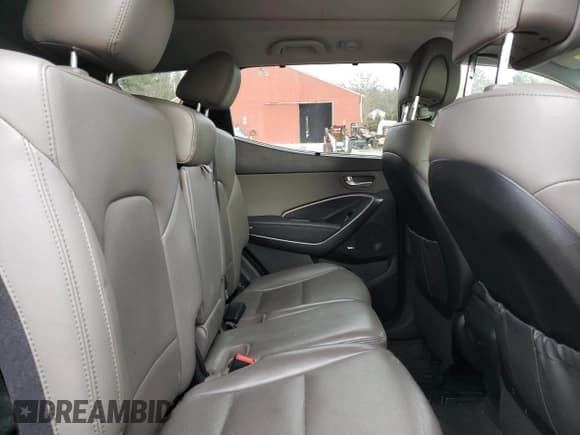 ✅ 2018 Hyundai Santa Fe Ultimate • VIN: 5XYZWDLA5JG529845 • Лот: 41511583. Опубликован ранее на Copart с пробегом Не указан. Бесплатный доступ к архиву аукционных продаж из США и подробный отчёт об истории автомобиля на DreamBid. Изображение 11.