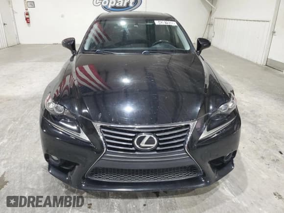 ✅ 2014 Lexus IS 350 • VIN: JTHBE1D27E5000646 • Lot: 84381935. Wystawiony na Copart z przebiegiem 126 096 mil. Bezpłatny archiwum sprzedaży aukcyjnych z USA i szczegółowy raport historii pojazdu na DreamBid. Zdjęcie 5.