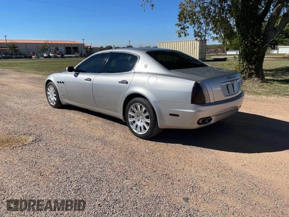 ✅ 2006 Maserati Quattroporte • VIN: ZAMCE39A660021029 • Лот: 77386904. Опубликован ранее на Copart с пробегом 57 763 миль. Бесплатный доступ к архиву аукционных продаж из США и подробный отчёт об истории автомобиля на DreamBid. Изображение 3.