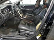 ✅ 2012 Volvo S60 T5 • VIN: YV1622FS8C2101055 • Lot: 91900265. Wystawiony na Copart z przebiegiem 159 009 mil. Bezpłatny archiwum sprzedaży aukcyjnych z USA i szczegółowy raport historii pojazdu na DreamBid. Zdjęcie 7.